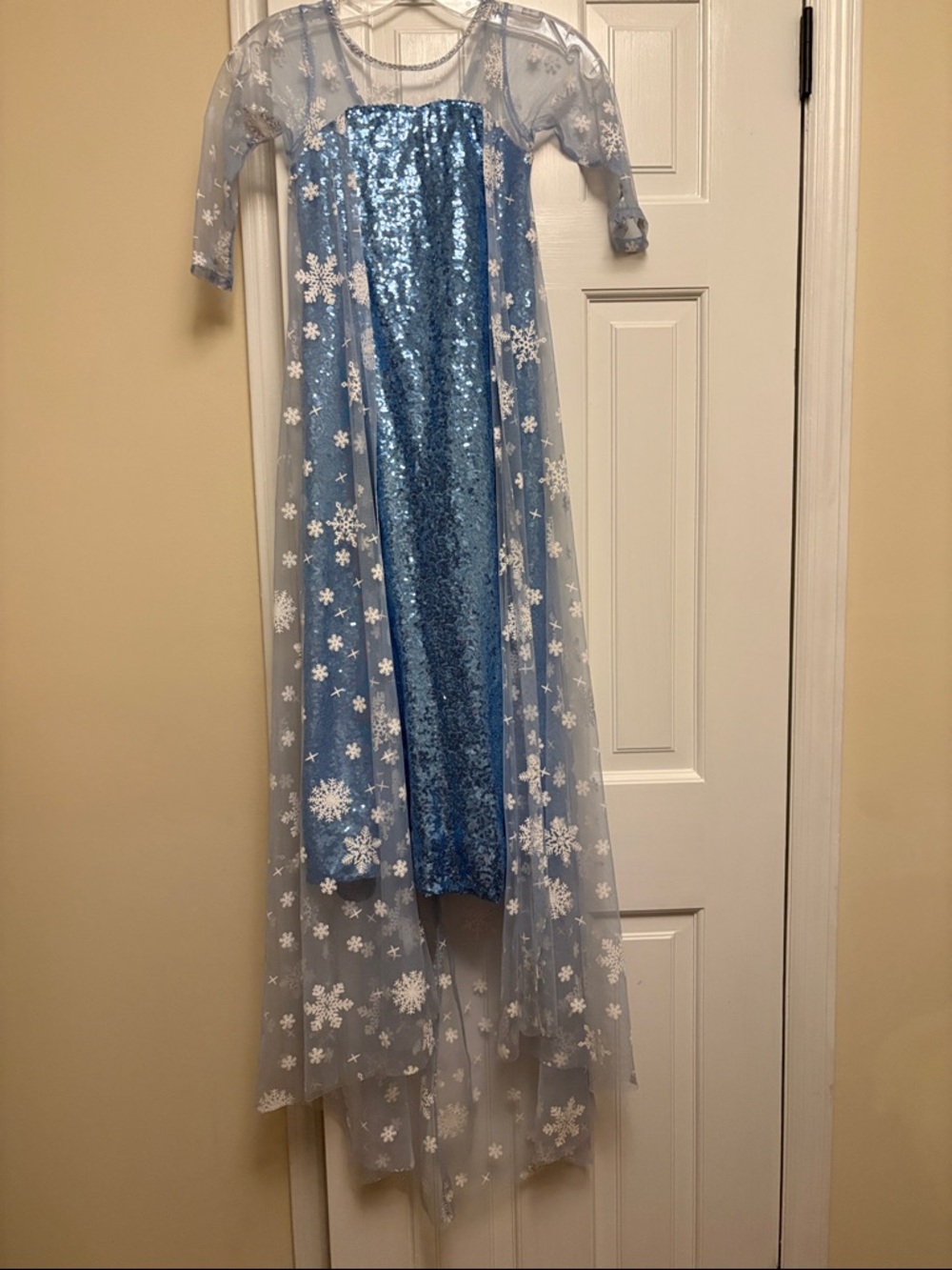 Girls Elsa Blue Sequin Snow Costume Dress, size 9-10